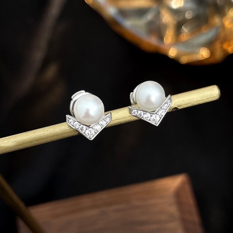CHAUMET